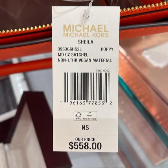 MICHAEL KORS
Sheila Md CZ Faux Saffiano Leather CZ Satchel Crossbody 
POPPY
NWT - Picture 14 of 16
